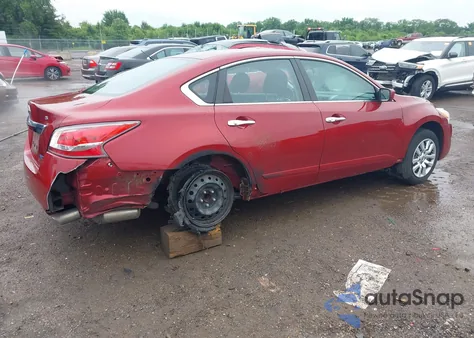 2014 Nissan Altima 2.5 S z USA, uszkodzony, nr VIN 1N4AL3APXEN384555